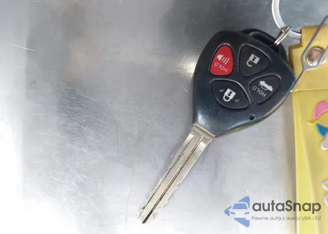 2010 Toyota Corolla Le z USA, uszkodzony, nr VIN 2T1BU4EE1AC497429